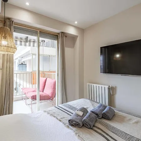 Renovated Flat 250m From The - Town Centre Apartment Antibes