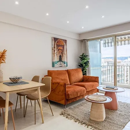 Apartment Renovated Flat 250m From The - Town Centre Antibes